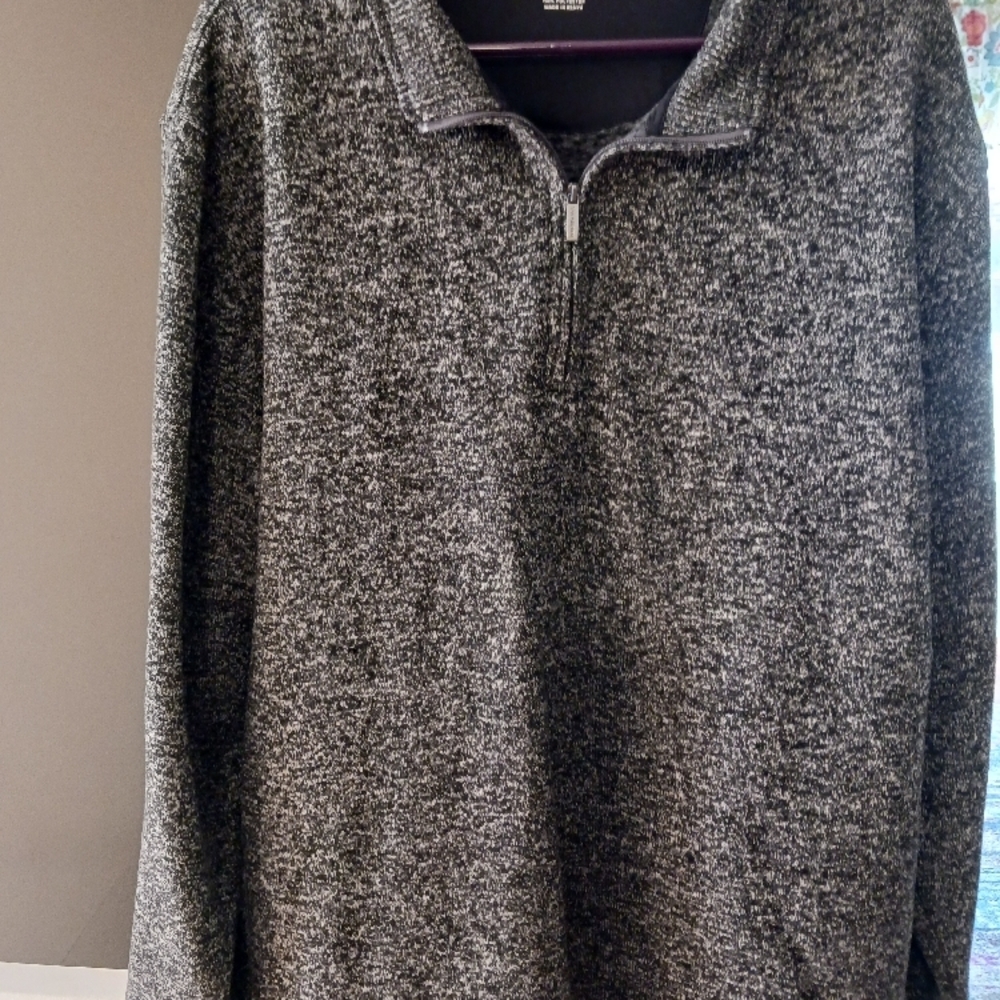 Croft & Barrow Gray Zip Up Sweater